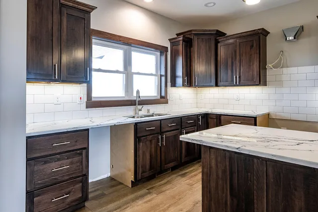 $699,900 | W24362 Fairway Lane, Trempealeau, WI 54661