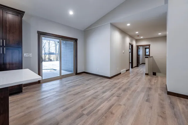 $699,900 | W24362 Fairway Lane, Trempealeau, WI 54661