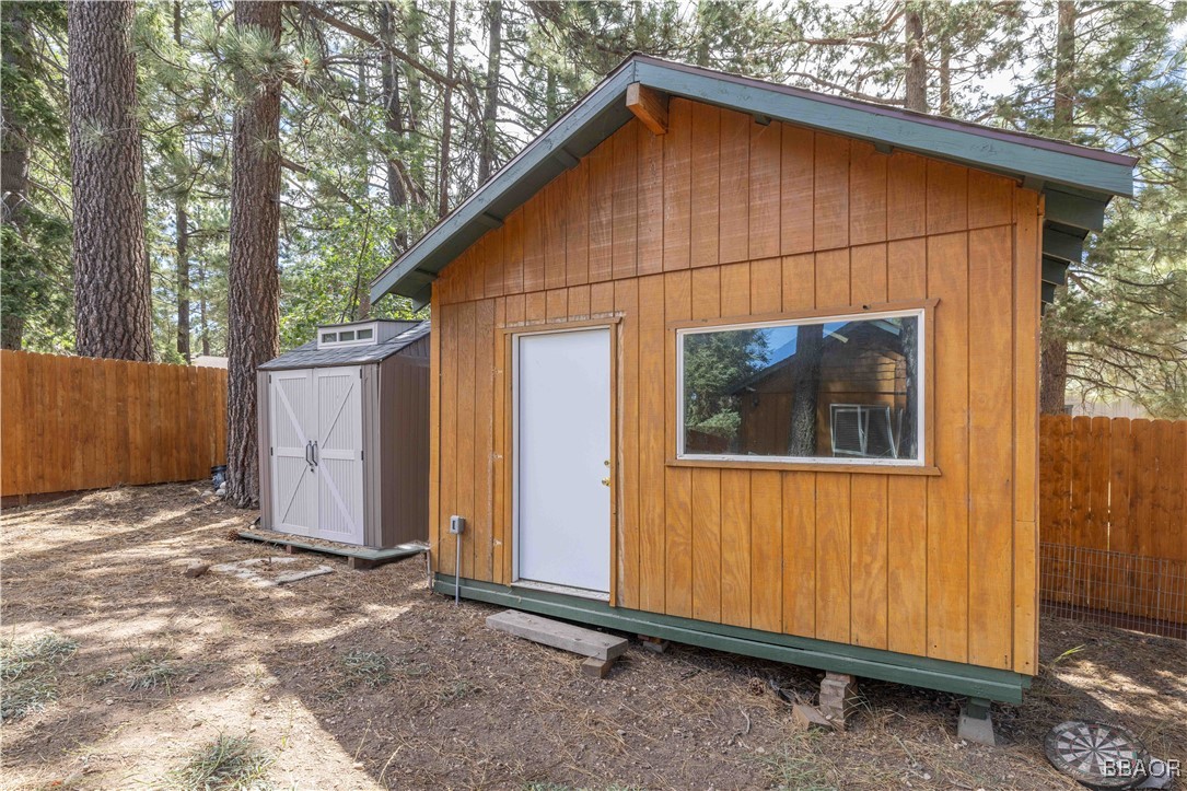 43132 Moonridge Road Big Bear Lake, CA 92315 - Photo 22 of 24