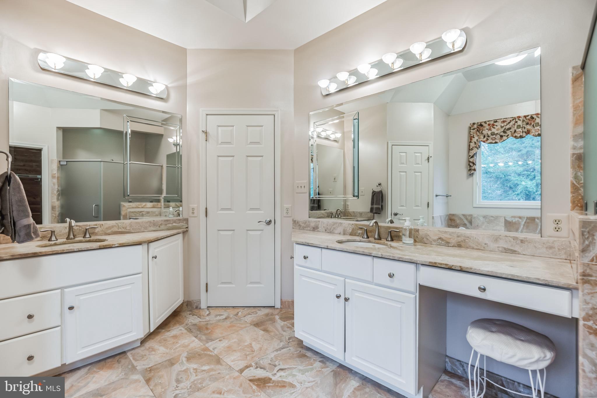 12053 Steven Lane Dunkirk, MD 20754 - Photo 19 of 45 Primary Bath