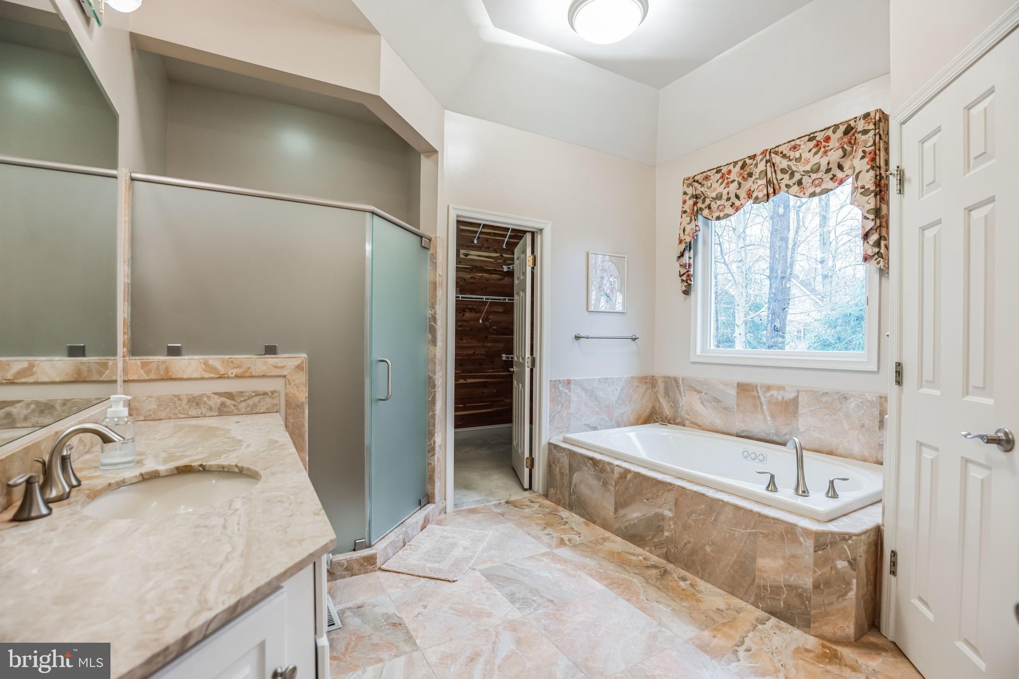 12053 Steven Lane Dunkirk, MD 20754 - Photo 20 of 45 Primary Bath