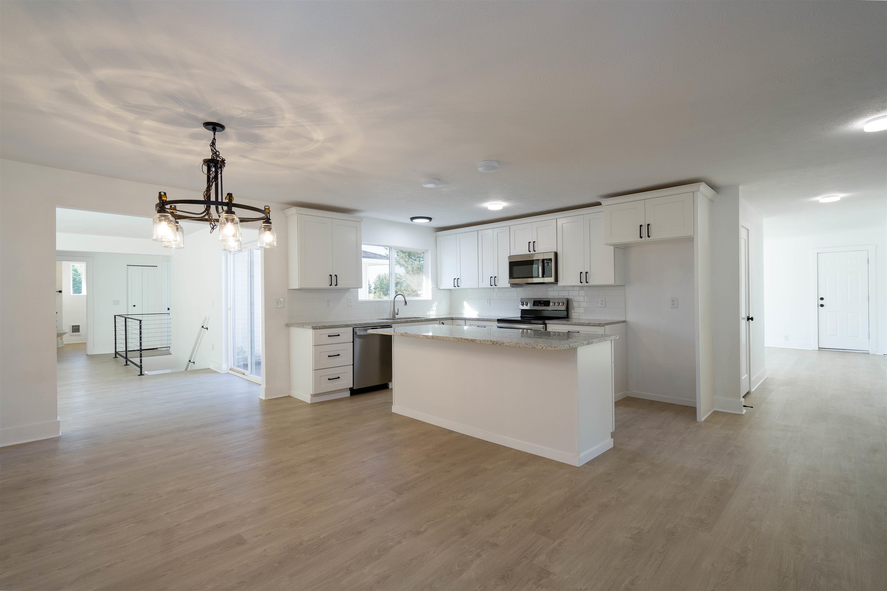 3227 West Enoch Road Deer Park, WA 99006 - Photo 6 of 43 Gallery Image 6