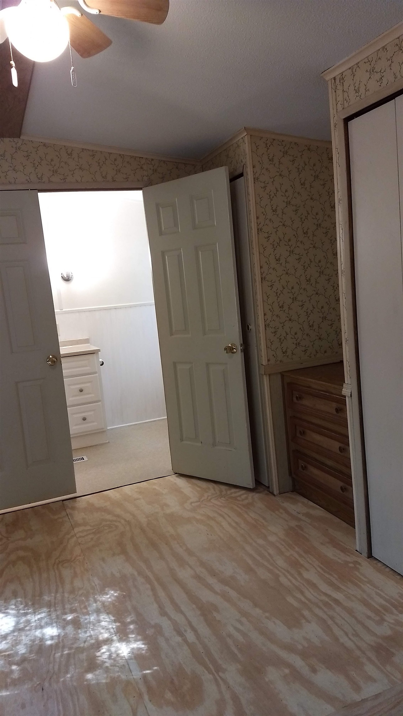 166 Clough Road Pittsfield, NH 03263 - Photo 17 of 24