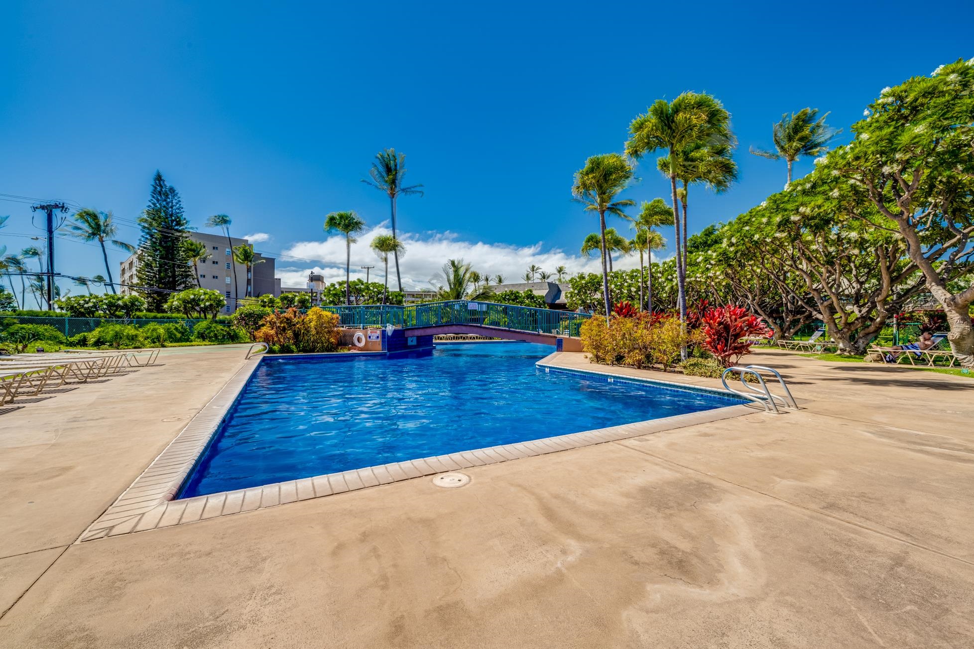 811 South Kihei Road, Unit 5D Kihei, HI 96753 - Photo 34 of 39 a view of a basket ball ground