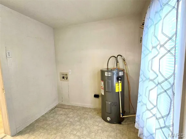 $97,900 | 609 South 1st Street, Houston, MO 65483