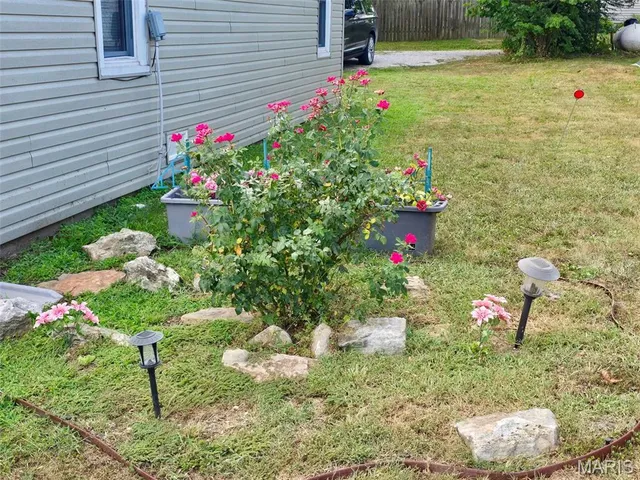 $97,900 | 609 South 1st Street, Houston, MO 65483