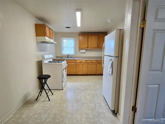 $97,900 | 609 South 1st Street, Houston, MO 65483