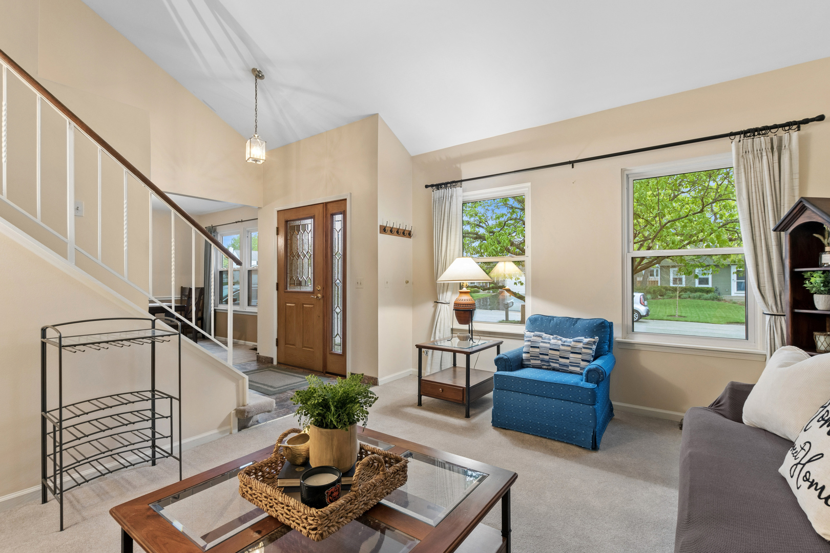 1010 Pembridge Road Lake Zurich, IL 60047 - Photo 4 of 27 Gallery Image 4