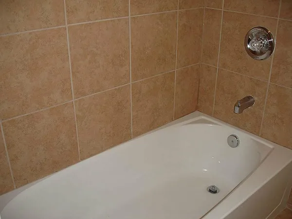 $2,350 | 315 West 21st Street, Houston, TX 77008