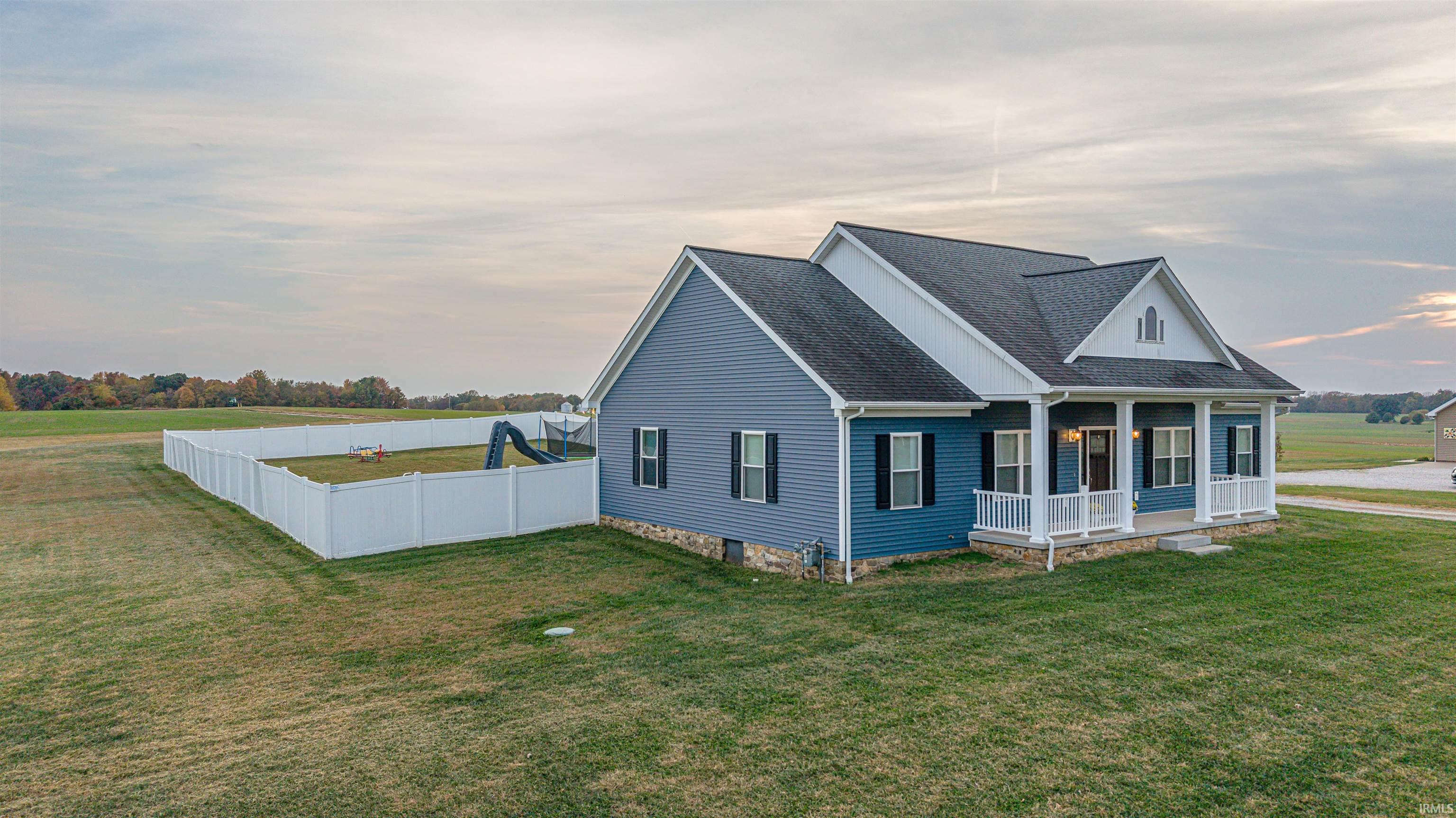 8101 Blake Road Wadesville, IN 47638 - Photo 4 of 36 Gallery Image 4