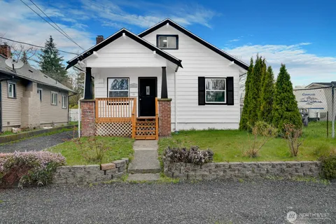 $419,000 | 1511 South 51st Street, Tacoma, WA 98408