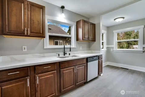 $419,000 | 1511 South 51st Street, Tacoma, WA 98408