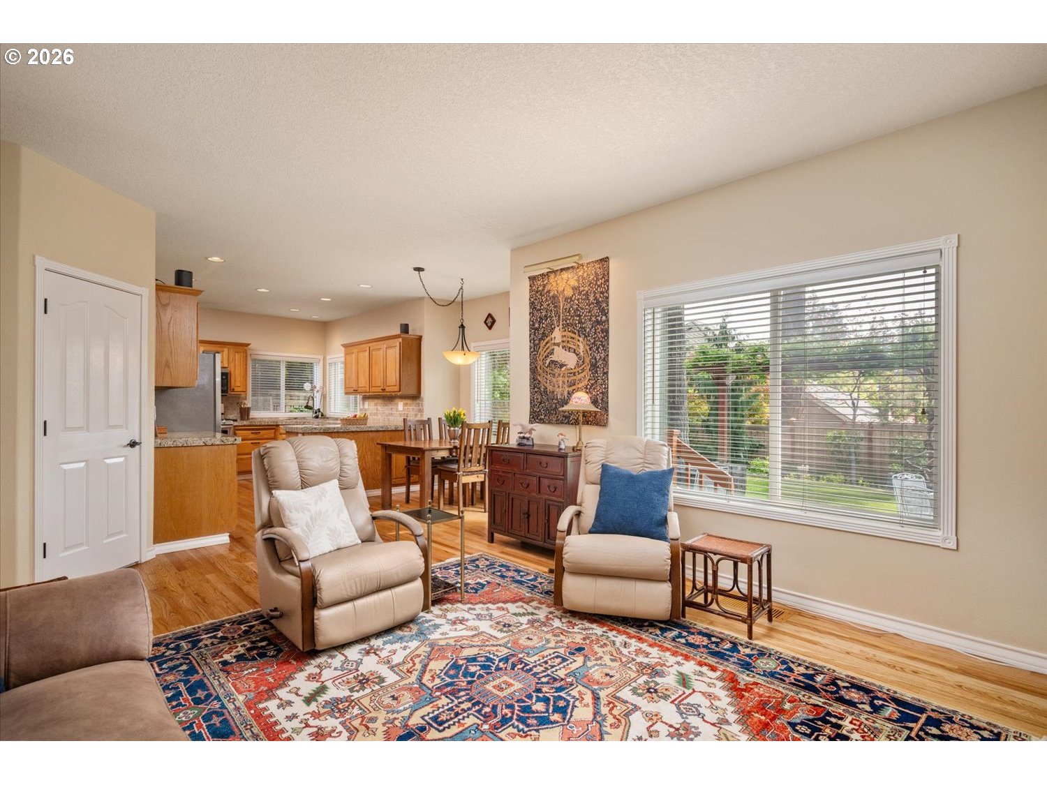17460 Southwest 108th Place Tualatin, OR 97062 - Photo 16 of 48 Great Room