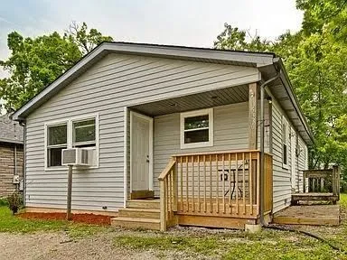 $184,900 | 35330 North Nielsen Drive, Round Lake Beach, IL 60073