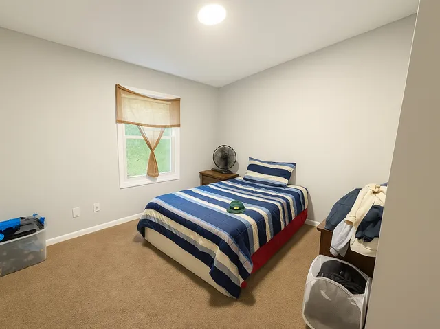 $184,900 | 35330 North Nielsen Drive, Round Lake Beach, IL 60073