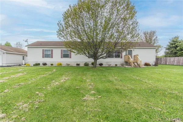 $259,999 | 27165 Victory Lane, Le Ray, NY 13601