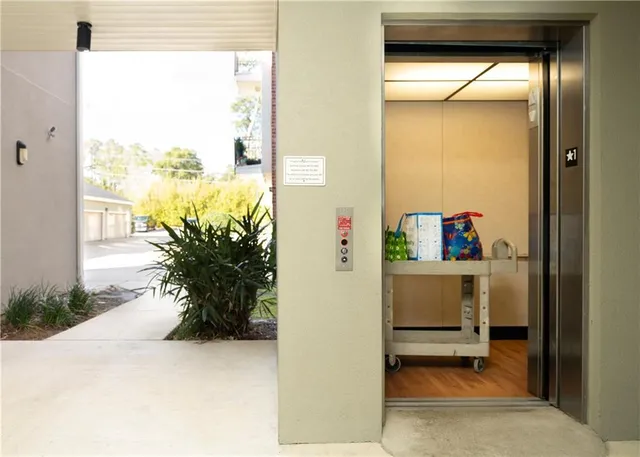 $1,600 | 4840 Highway 22, Mandeville, LA 70471