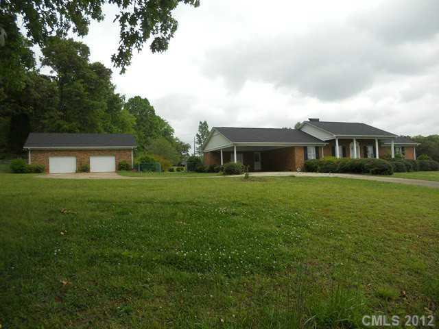 638 High Shoals Road Lincolnton, NC 28092 - Photo 1 of 16 Gallery Image 1