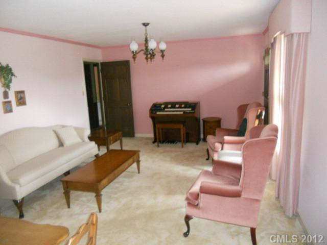 638 High Shoals Road Lincolnton, NC 28092 - Photo 2 of 16 Gallery Image 2