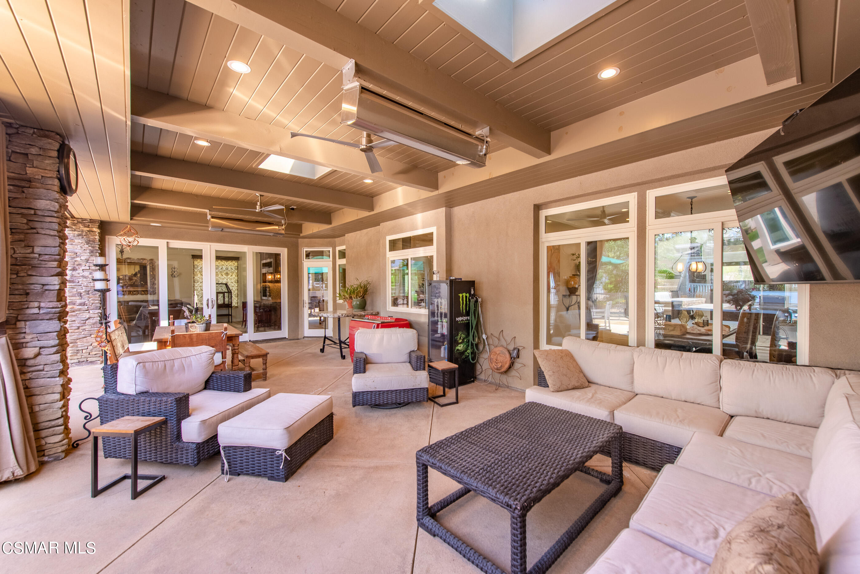 525 Aqueduct Court Simi Valley, CA 93065 - Photo 60 of 98 525 Aqueduct Ct Simi Valley-120
