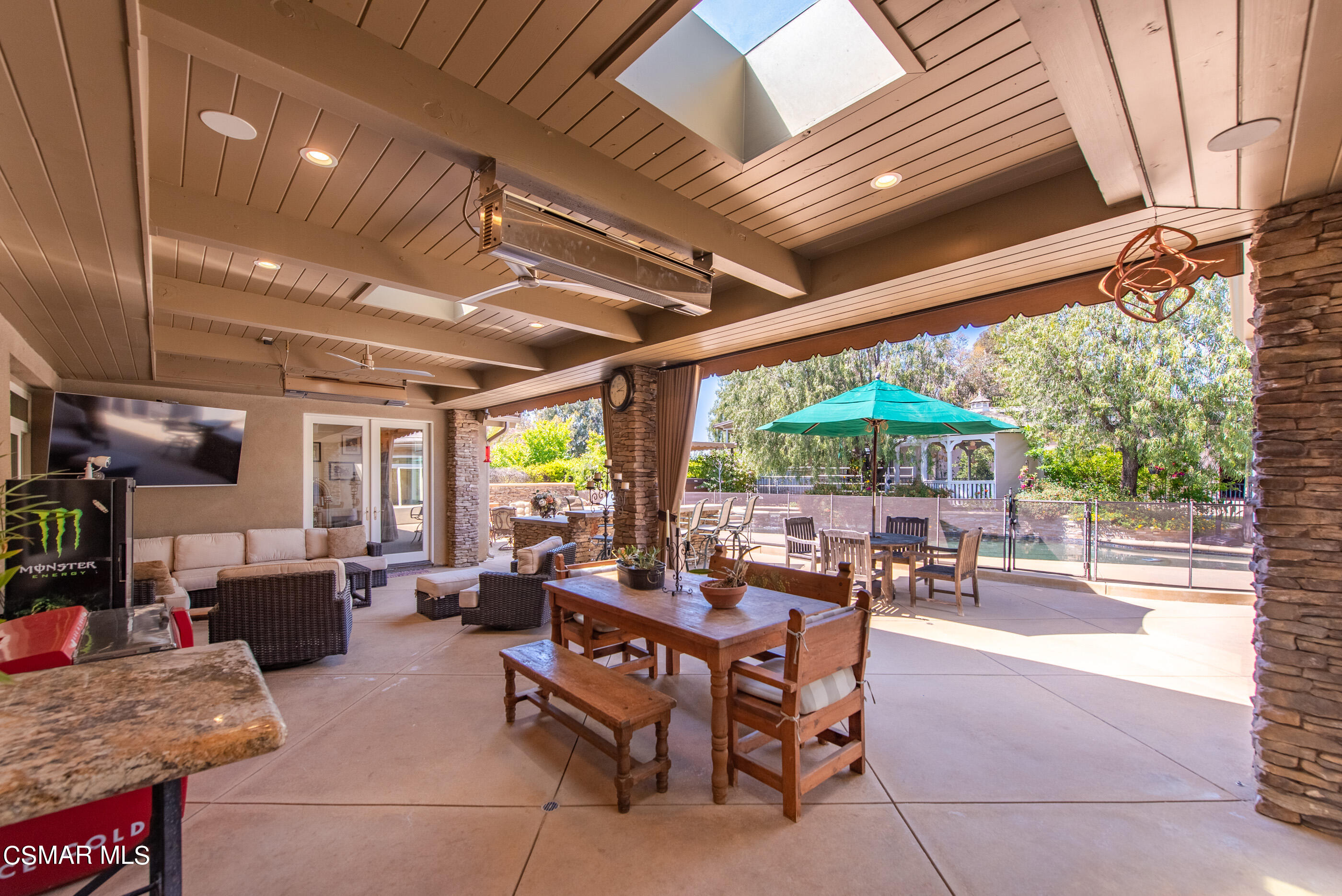 525 Aqueduct Court Simi Valley, CA 93065 - Photo 61 of 98 525 Aqueduct Ct Simi Valley-116