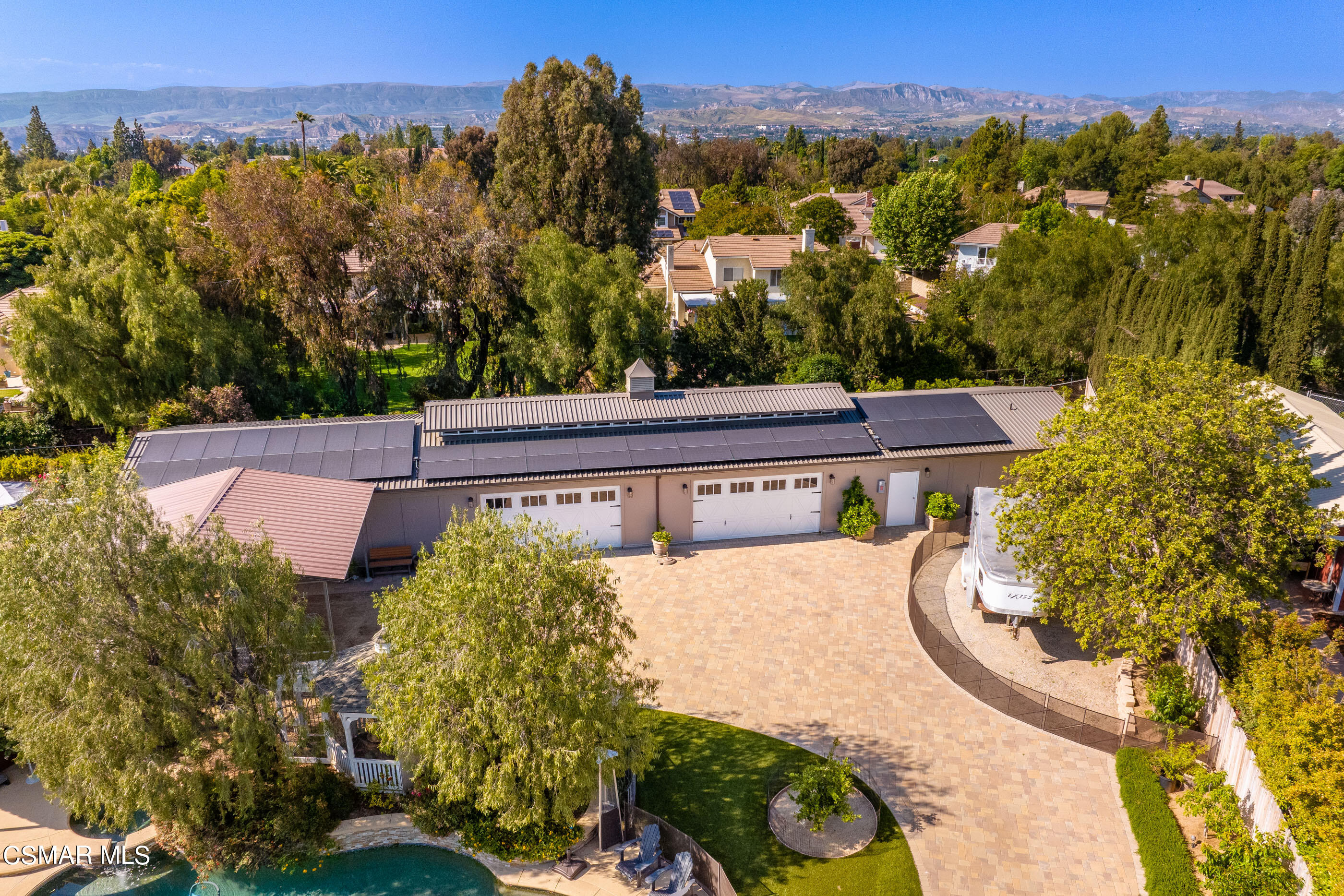 525 Aqueduct Court Simi Valley, CA 93065 - Photo 74 of 98 an aerial view of a house