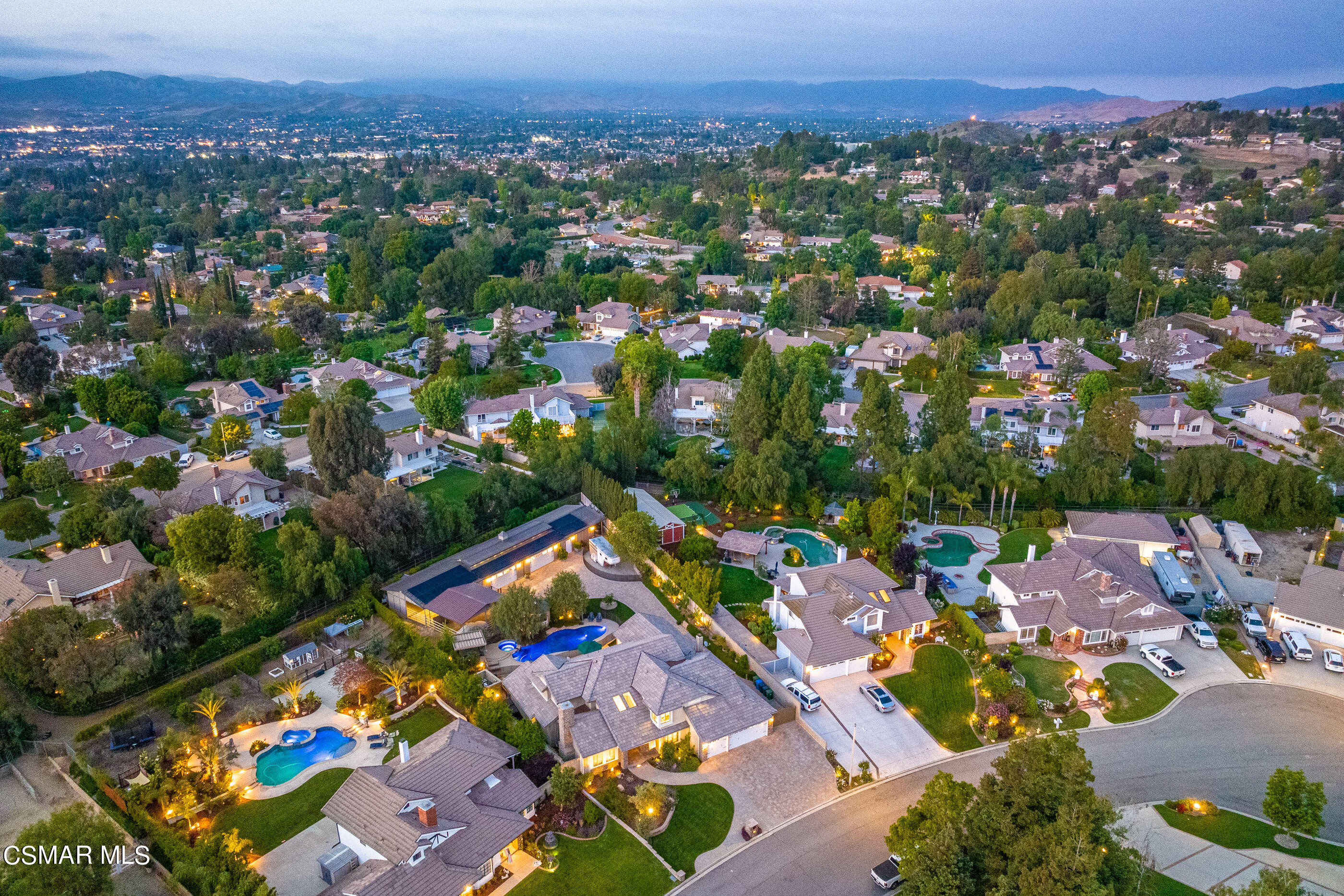 525 Aqueduct Court Simi Valley, CA 93065 - Photo 84 of 98 an aerial view of a city with lots of residential buildings