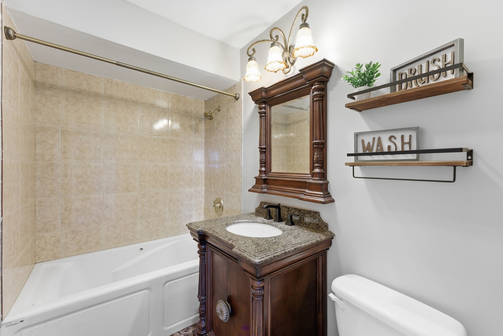 2218 South Goebbert Road, Unit 496 Arlington Heights, IL 60005 - Photo 6 of 22 Gallery Image 6