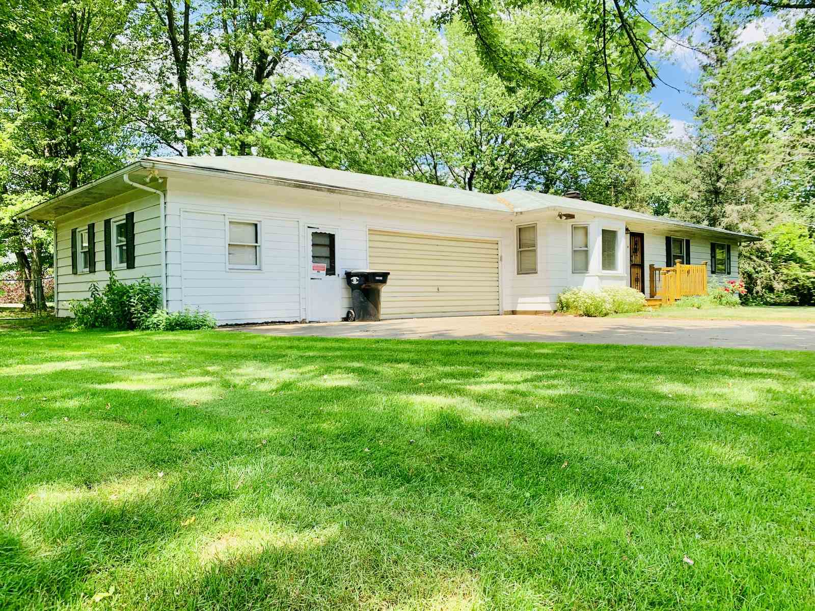 62699 Orange Road South Bend, IN 46614 - Photo 5 of 30 Gallery Image 5