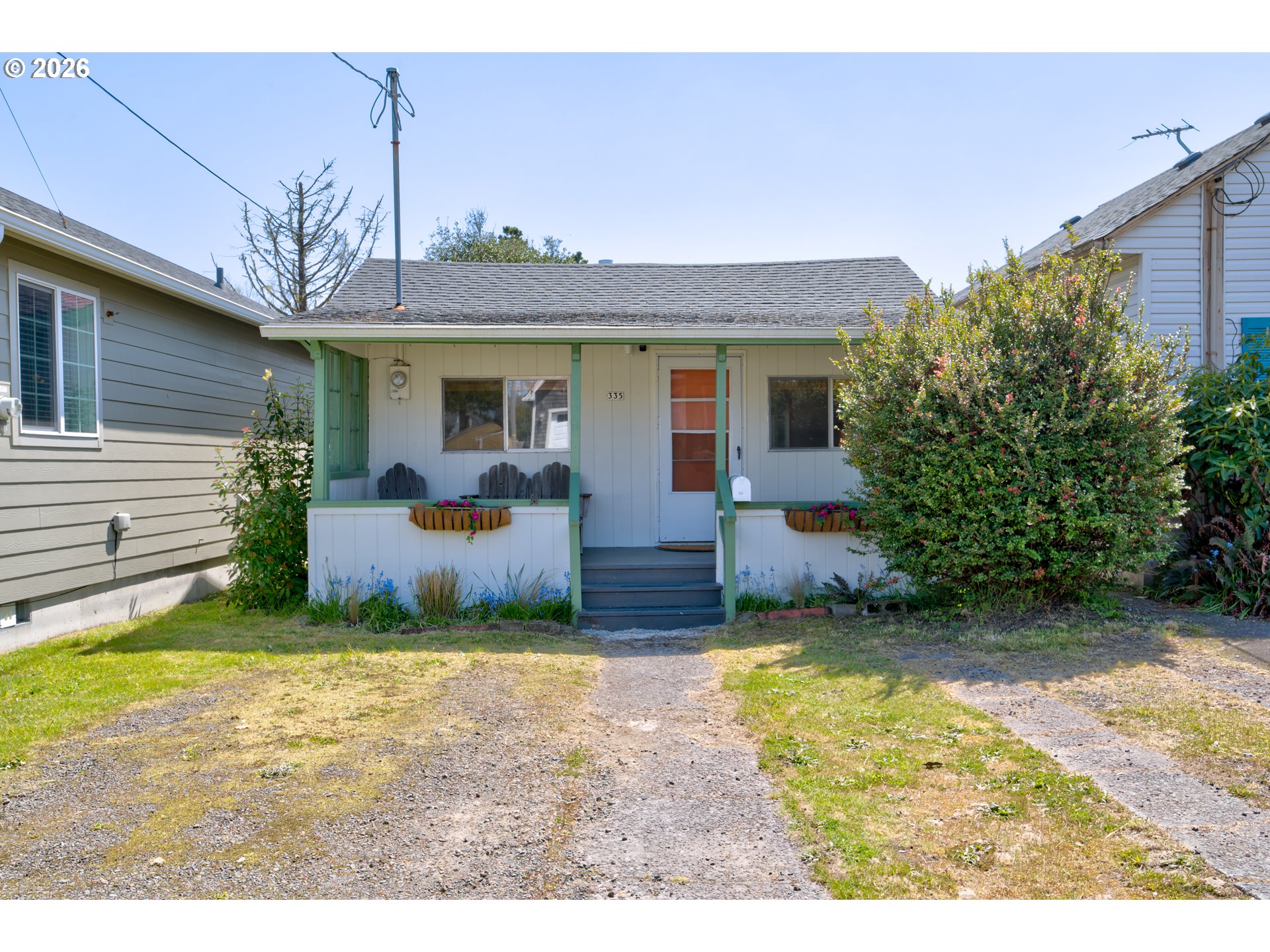 335 9th Avenue Seaside, OR 97138 - Photo 1 of 25