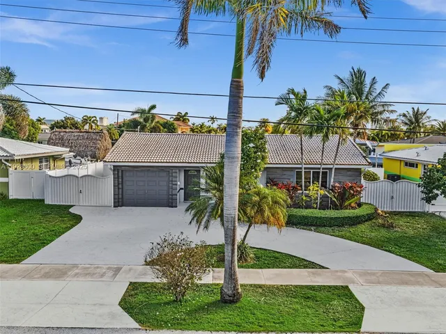 $1,250,000 | 440 Southeast 8th Avenue, Pompano Beach, FL 33060