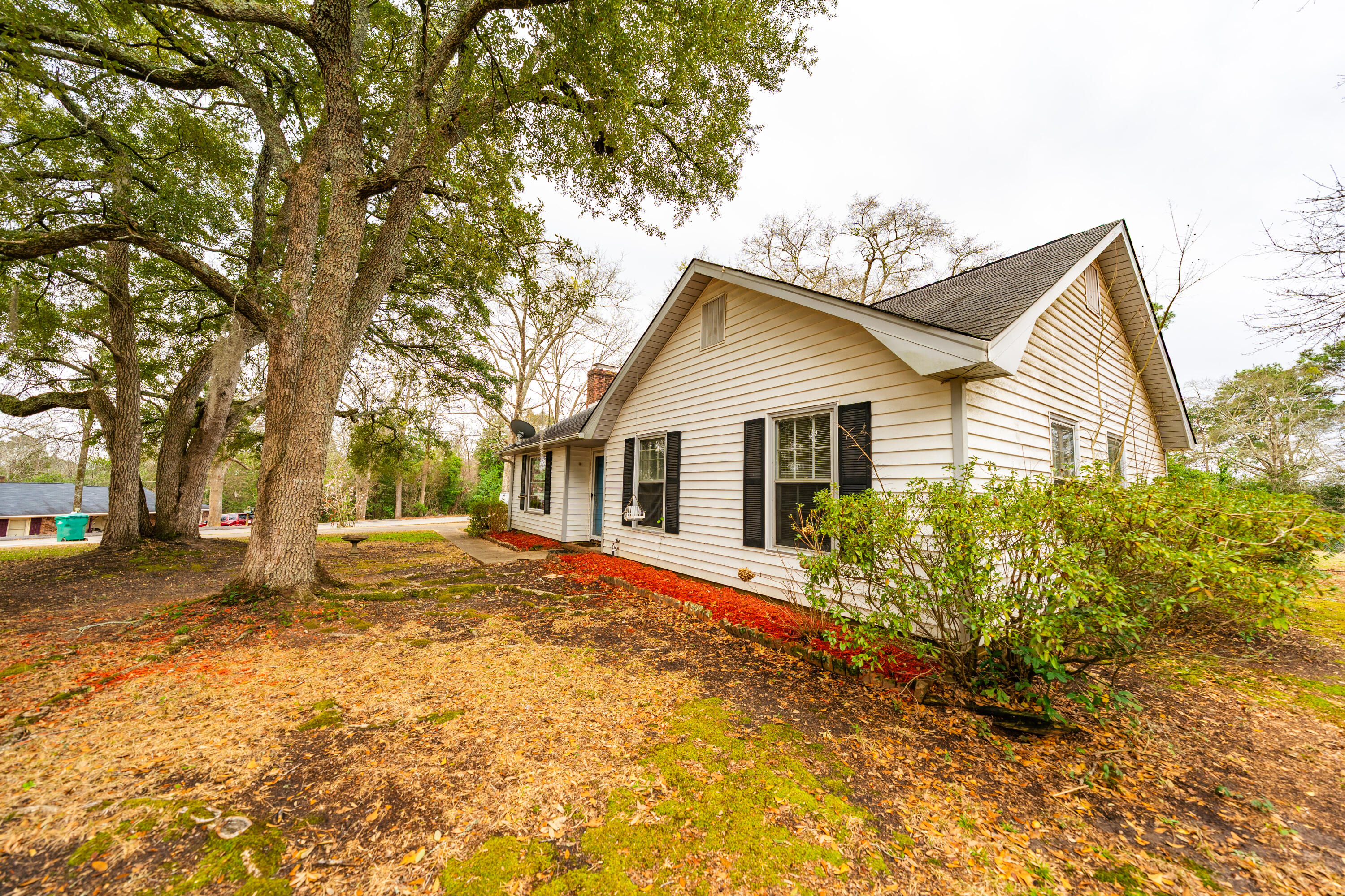 6214 Quimby Road Dalzell, SC 29040 - Photo 7 of 36 Gallery Image 7