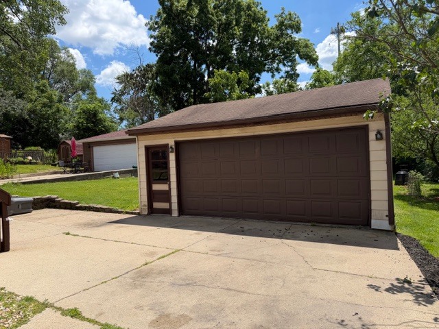 907 Houston Avenue Elgin, IL 60120 - Photo 9 of 18