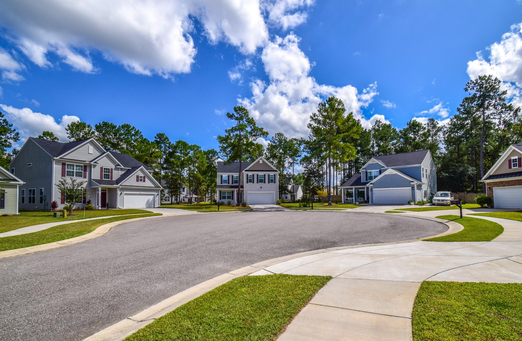 230 Alpine Road Summerville, SC 29485 - Photo 8 of 37 Secluded Cul-de-sac