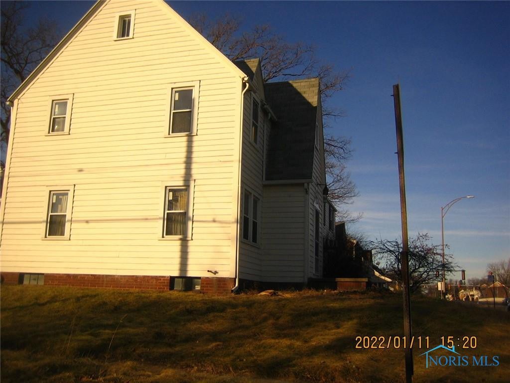 3501 Douglas Road Toledo, OH 43606 - Photo 2 of 12 Gallery Image 2