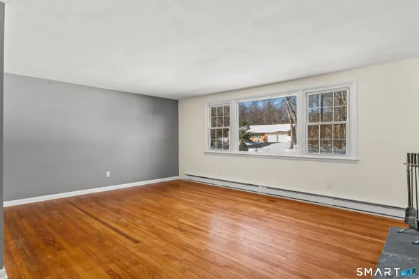 a view of empty room