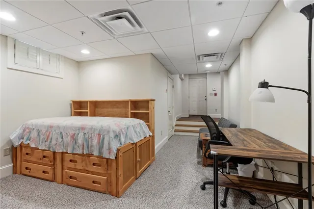 $3,200 | 50 Clemence Street, Unit 50, Cranston, RI 02920