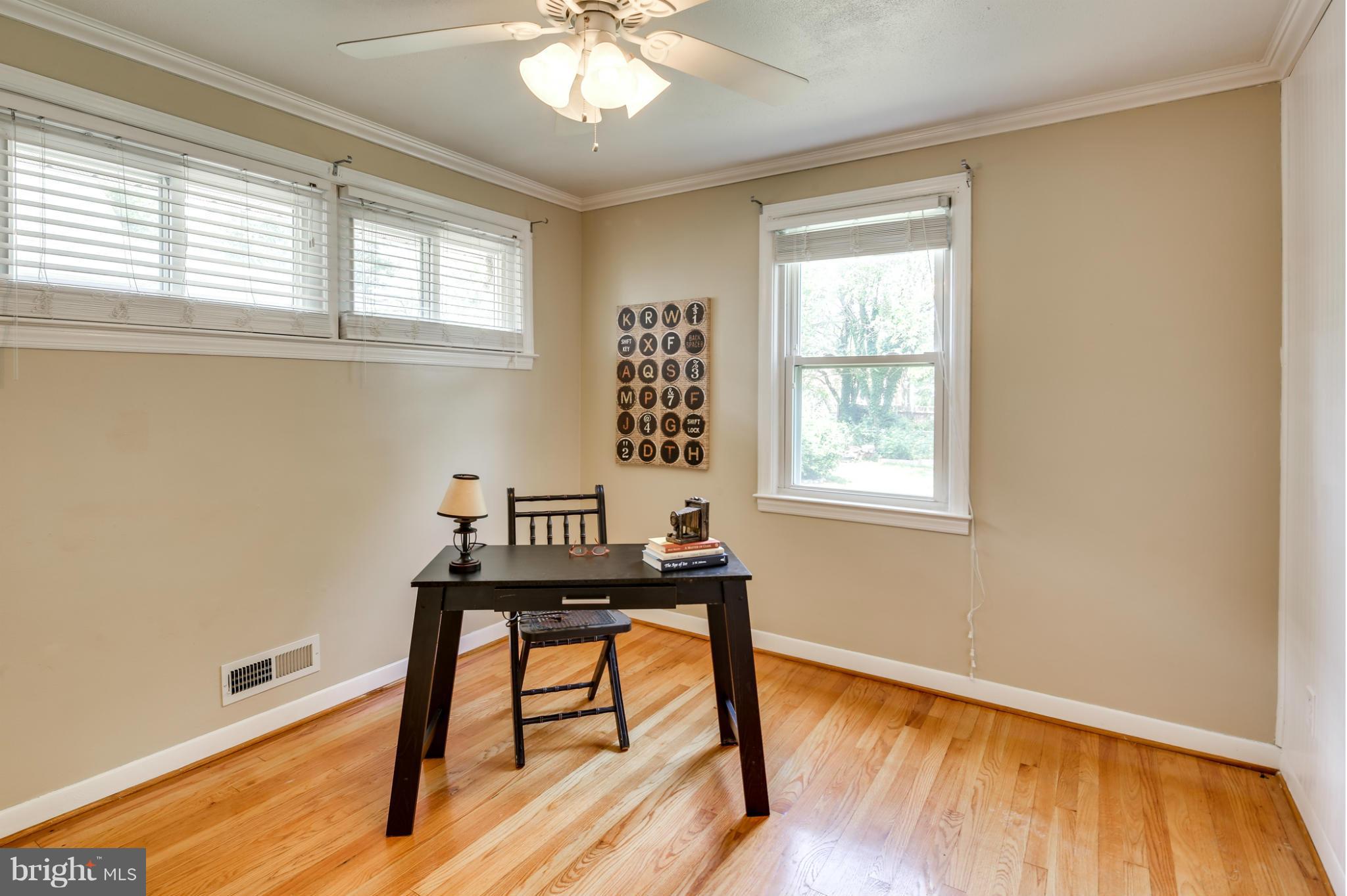546 Shipley Road Linthicum Heights, MD 21090 - Photo 8 of 29 Bedroom