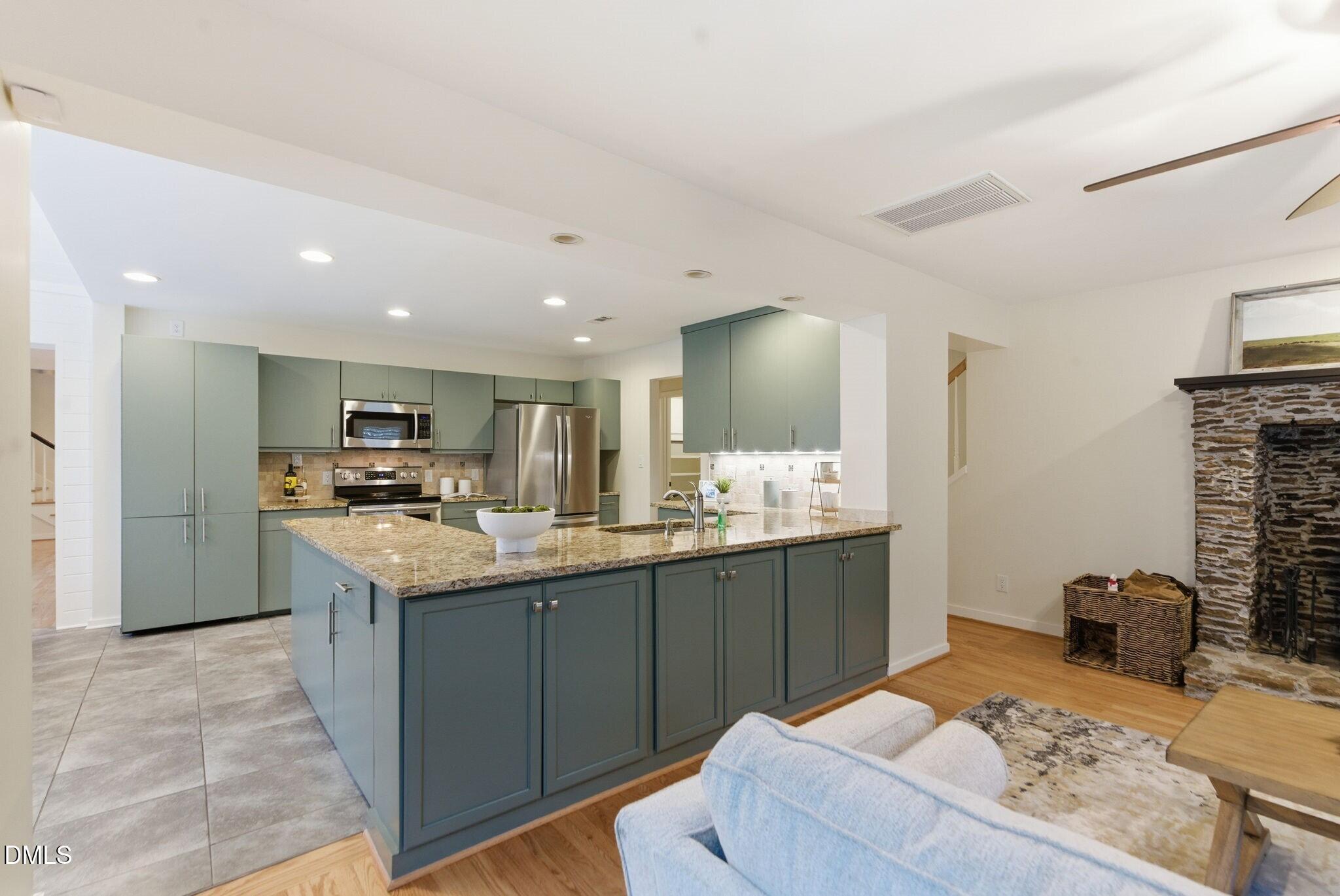 3201 Fieldview Court Raleigh, NC 27607 - Photo 14 of 95 Gallery Image 14