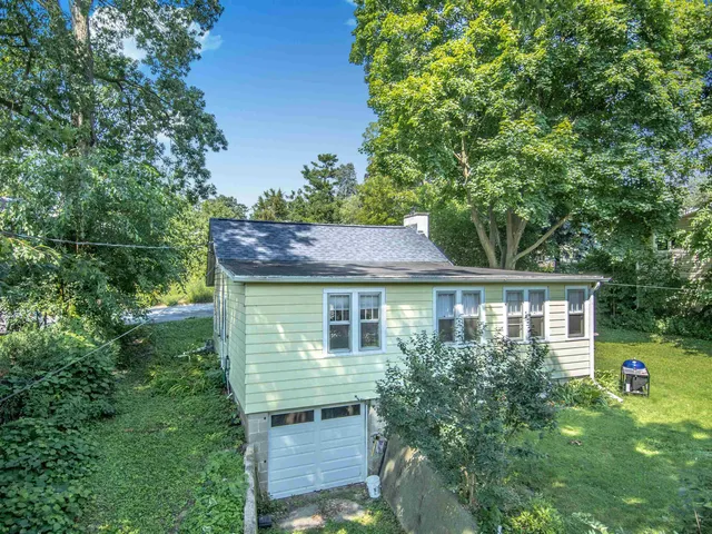 $350,000 | 5805 Roosevelt Street, Middleton, WI 53562