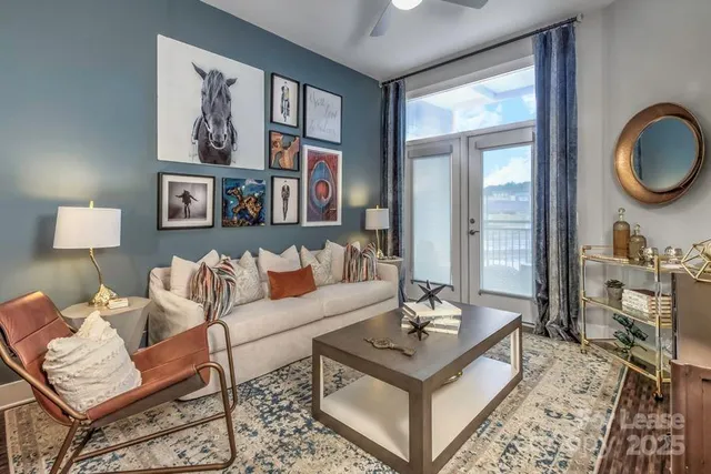 $2,175 | 7420 North Rea Park Lane, Unit OAKMONT, Charlotte, NC 28277