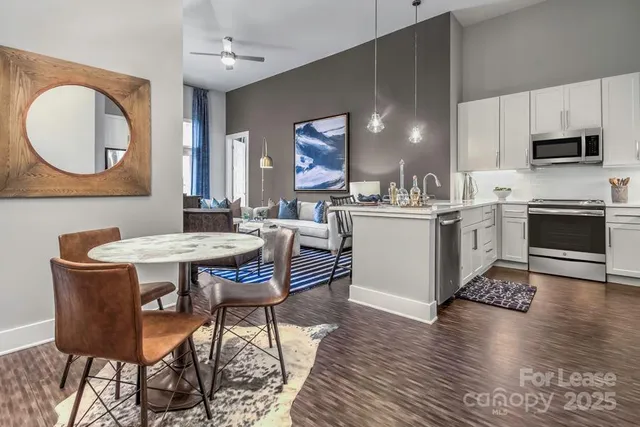 $2,175 | 7420 North Rea Park Lane, Unit OAKMONT, Charlotte, NC 28277