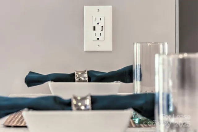 $2,175 | 7420 North Rea Park Lane, Unit OAKMONT, Charlotte, NC 28277