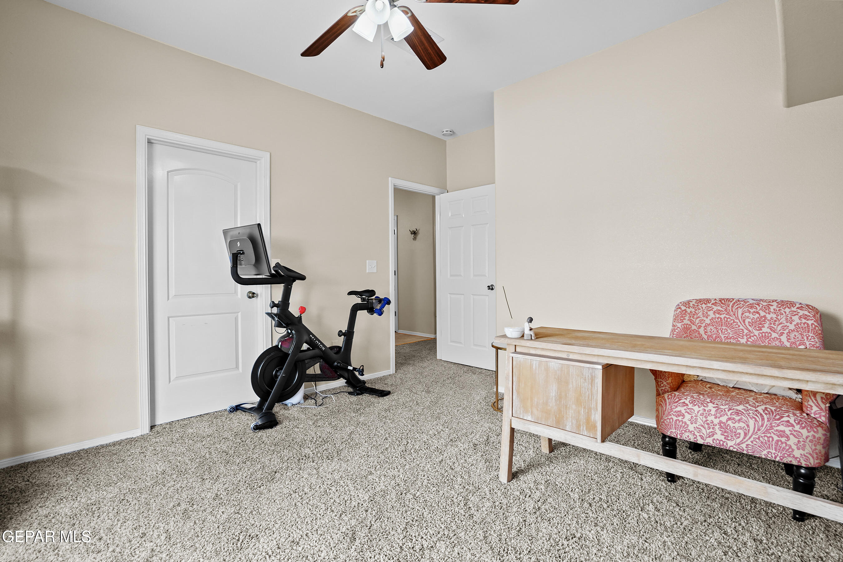 710 Mamie Road El Paso, TX 79932 - Photo 18 of 44 Third Bedroom / Office