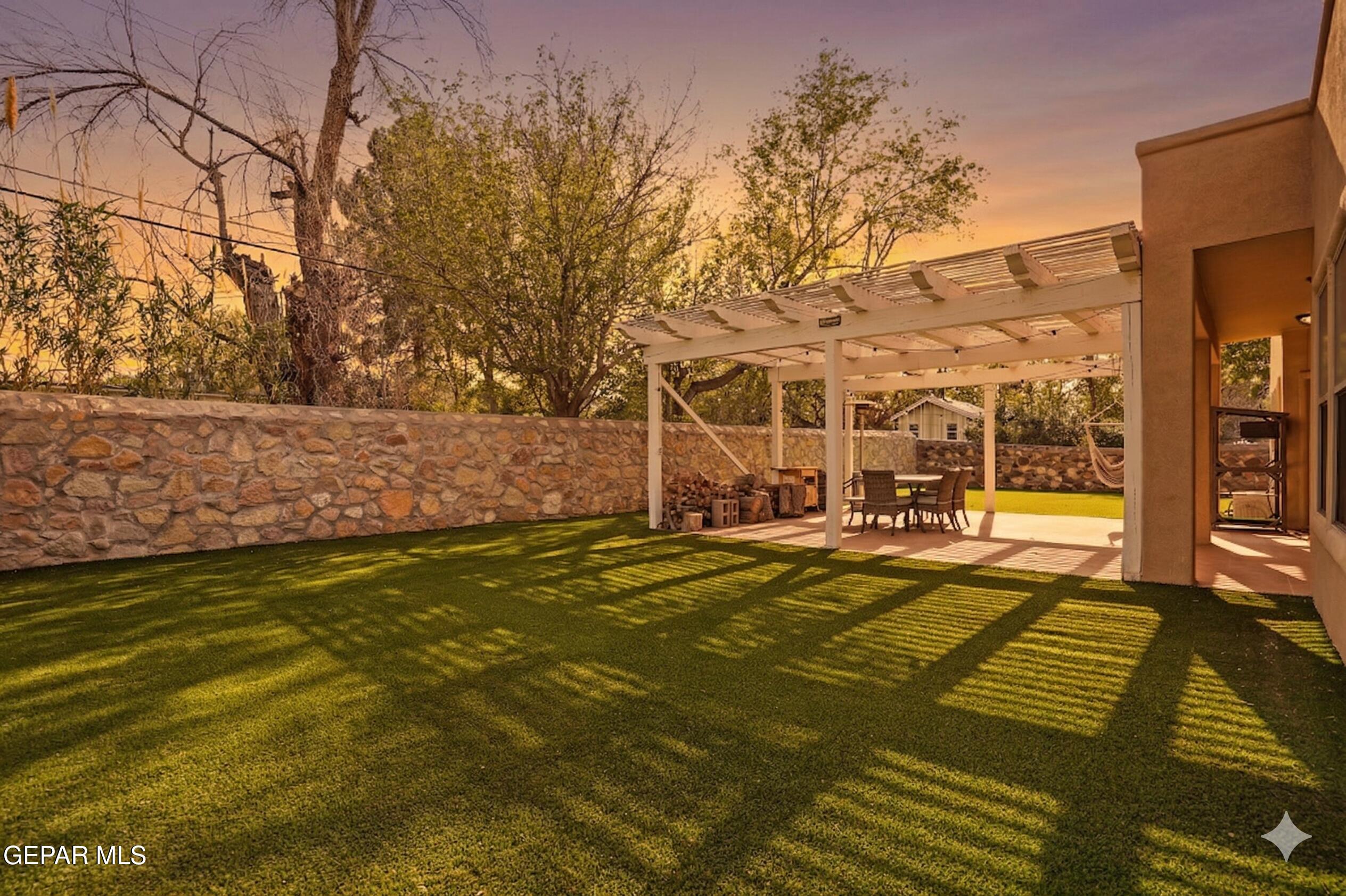 710 Mamie Road El Paso, TX 79932 - Photo 26 of 44 Oversized Pergola