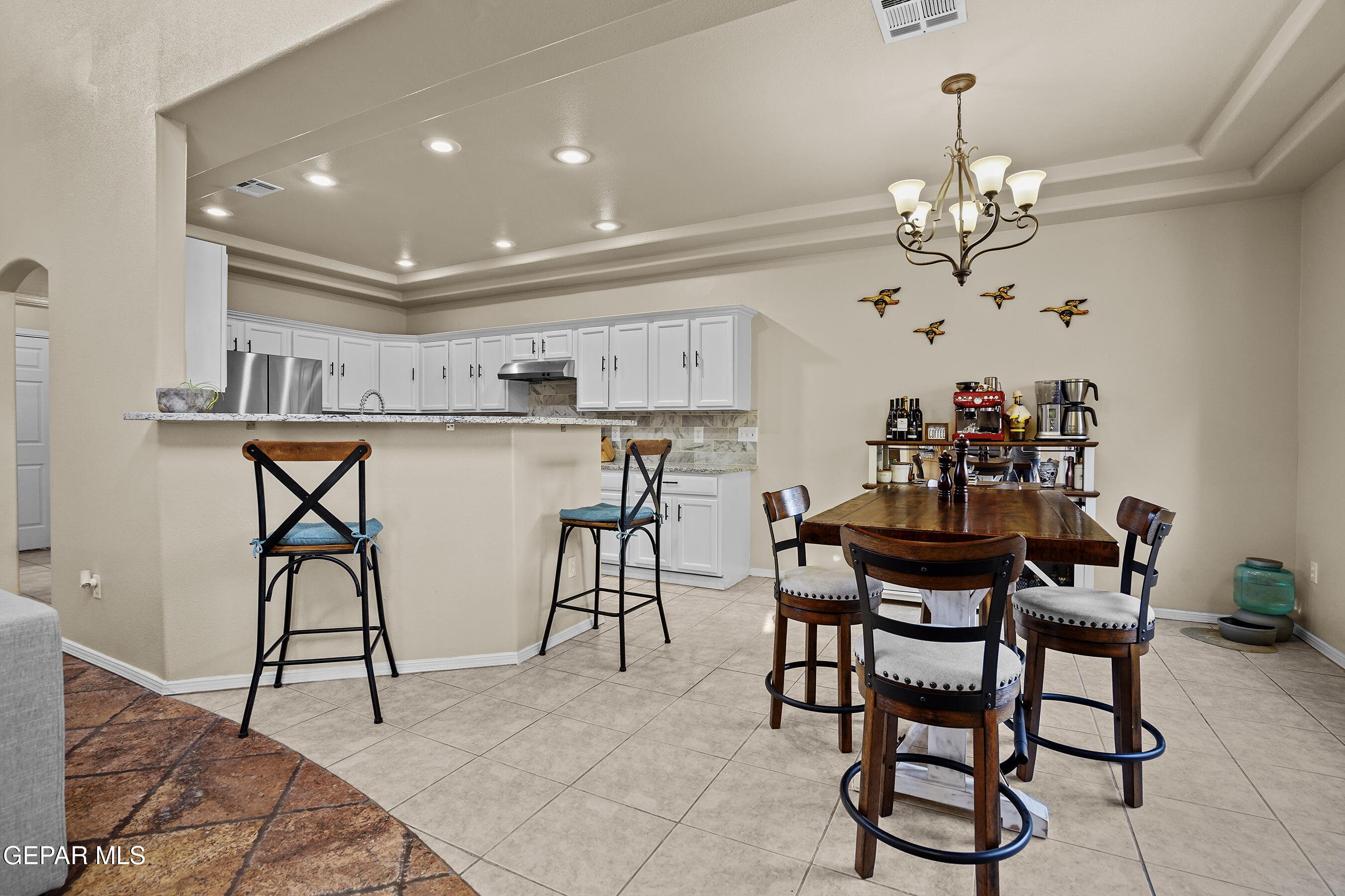 710 Mamie Road El Paso, TX 79932 - Photo 9 of 44 Dining area