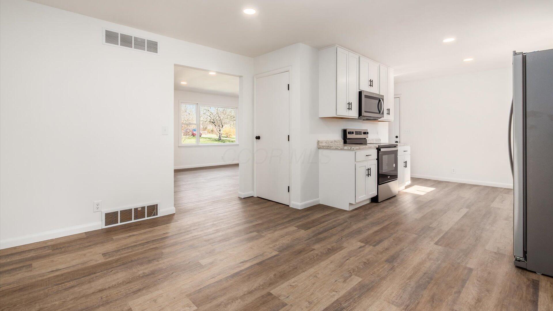 7875 Fultonrose Road Roseville, OH 43777 - Photo 11 of 40 13-z 7875 Fultonrose043