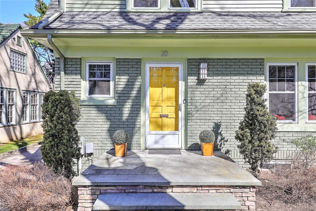 20 Alfred Stone Road Providence, RI 02906 - Photo 3 of 50