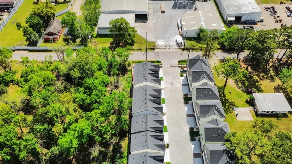 $2,430 | 5315 Kindred Garden Lane, Houston, TX 77091