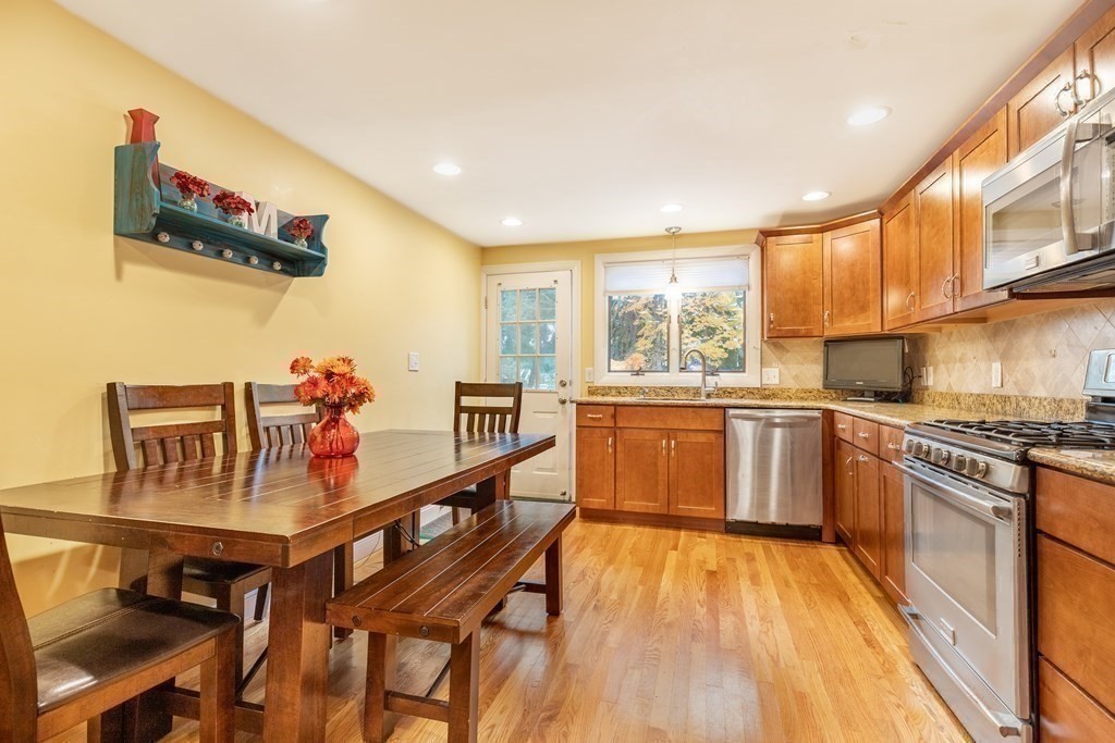 40 Rivercliff Road Lowell, MA 01852 - Photo 12 of 30 Gallery Image 12